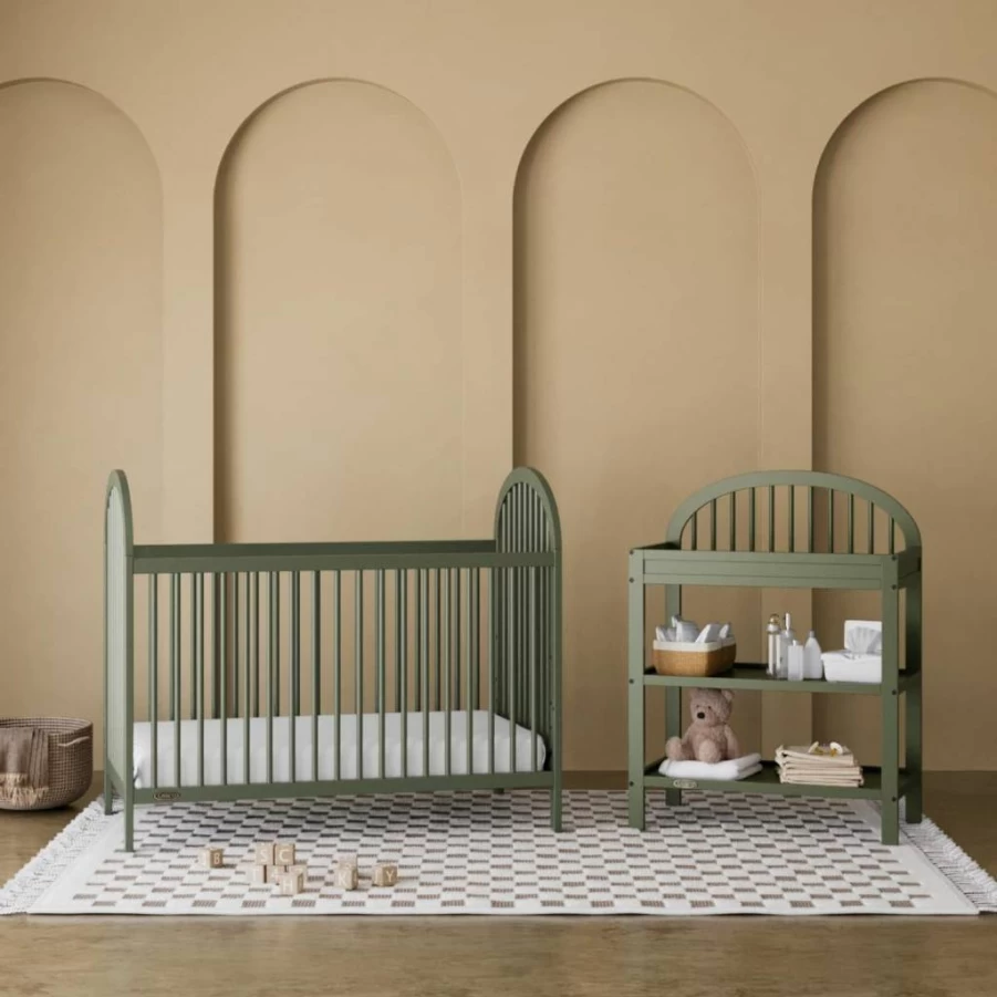Graco Olivia 3-in-1 Convertible Crib in Black – GREENGUARD Gold Certified, Converts to Toddler Bed & Daybed, Adjustable Height, Fits Standard Full Mattress, Modern Nursery Design