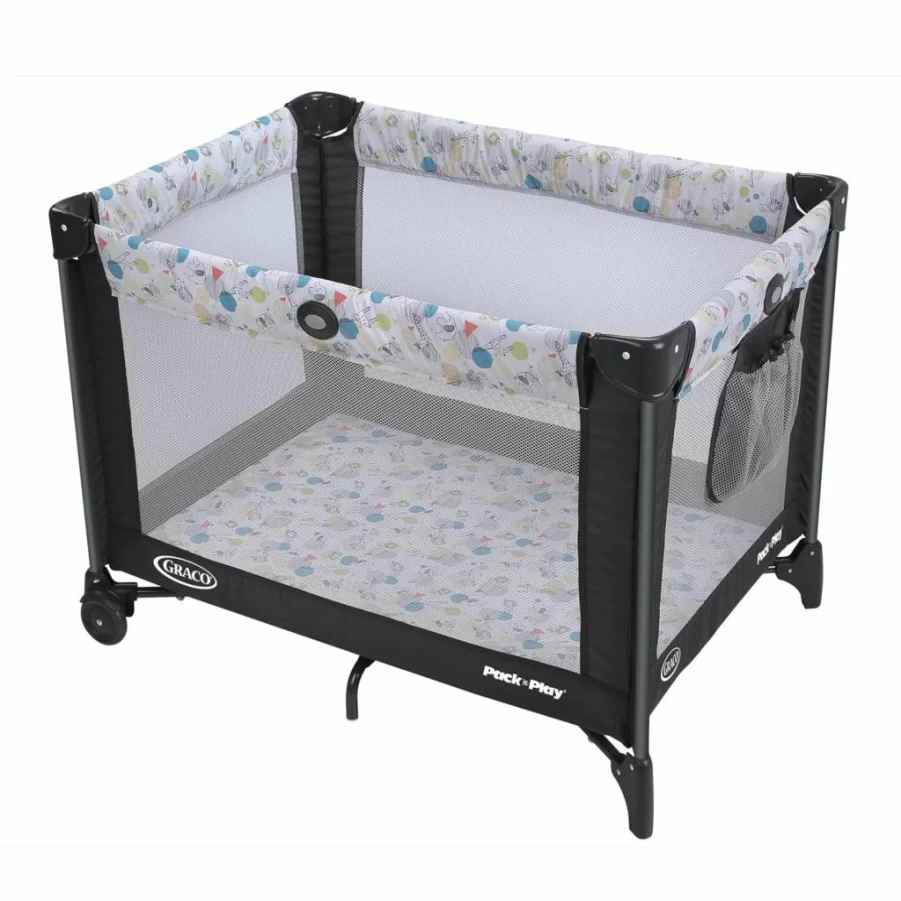 Graco Zip Pack 'N Play Portable Playard with Bassinet – Foldable Playpen & Travel Crib for Babies, Reeves Design